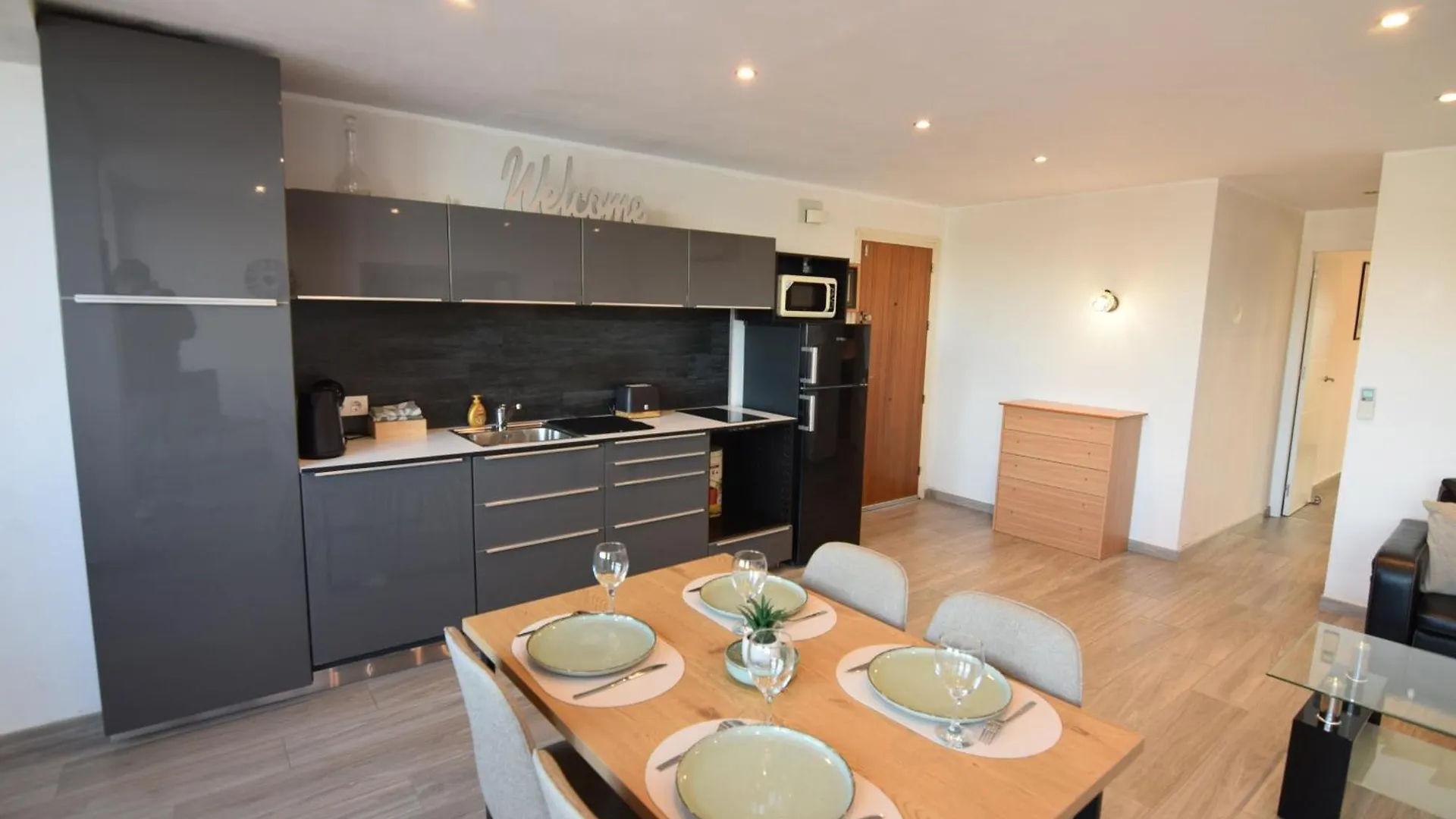 418-Apartamento Vistas Al Canal Empuriabrava 0*,  Spain
