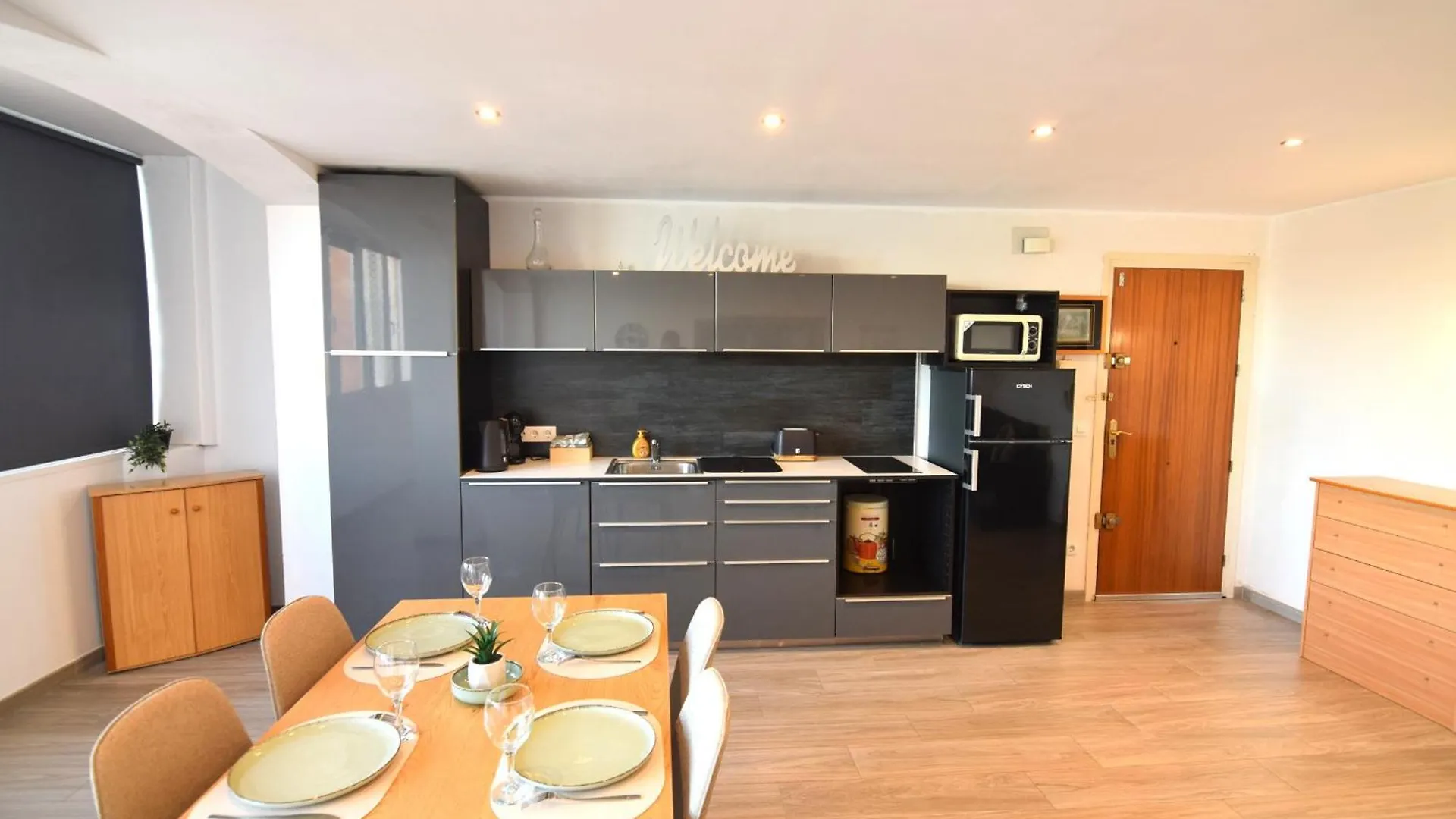 418-Apartamento Vistas Al Canal Empuriabrava Apartment