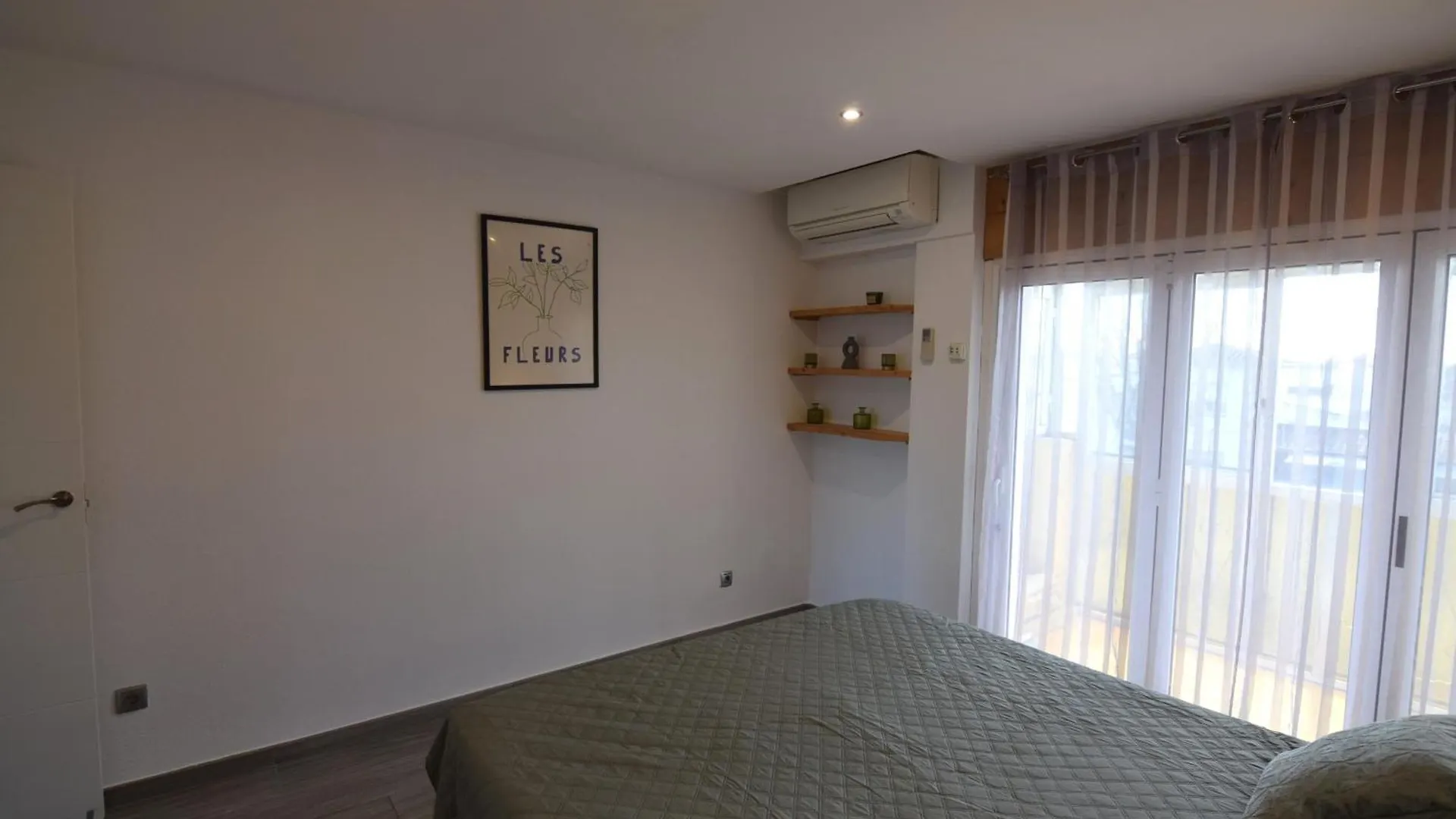 418-Apartamento Vistas Al Canal Empuriabrava