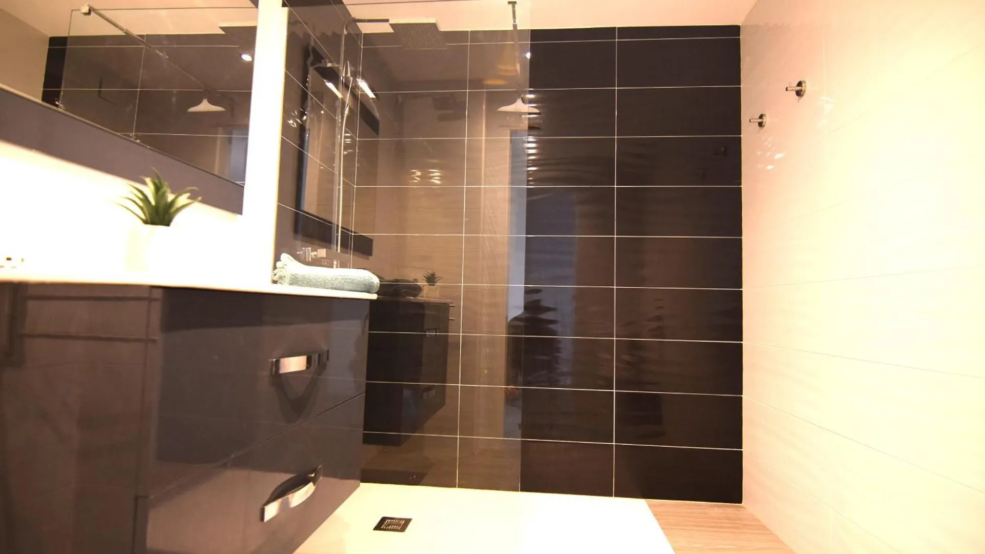418-Apartamento Vistas Al Canal Empuriabrava